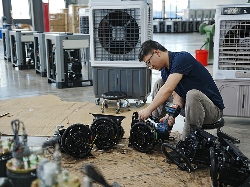 Dolazi iz Kine, marketing u svijet